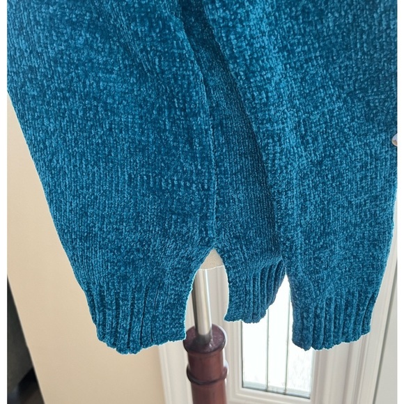 Karen Scott Women's V-Neck Chenille Sweater - Picture 5 of 6